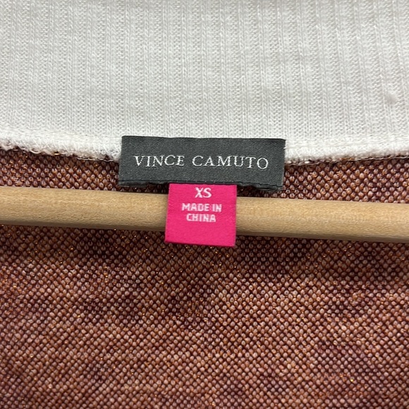 NEW Vince Camuto VNeck Leopard Print Sweater XS - Picture 2 of 6